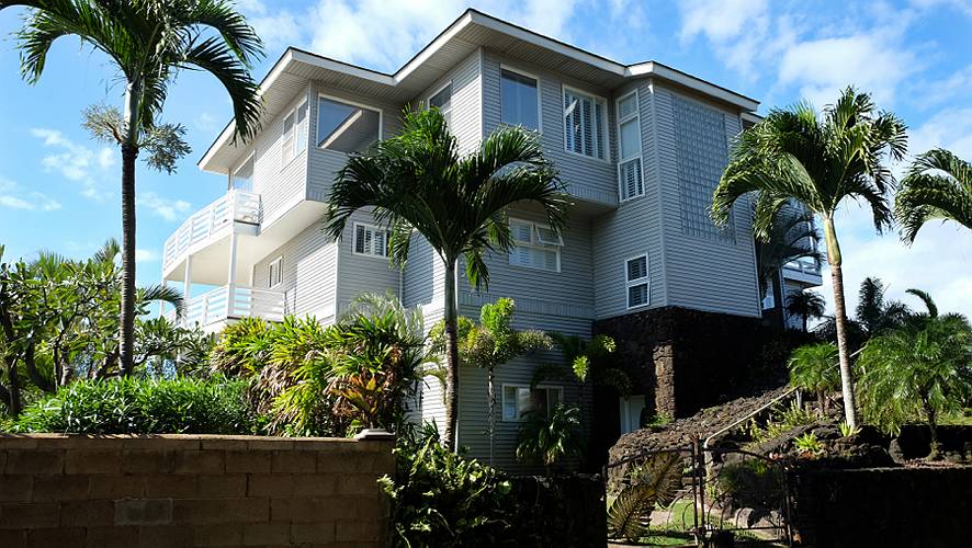 48-poipu beach-79